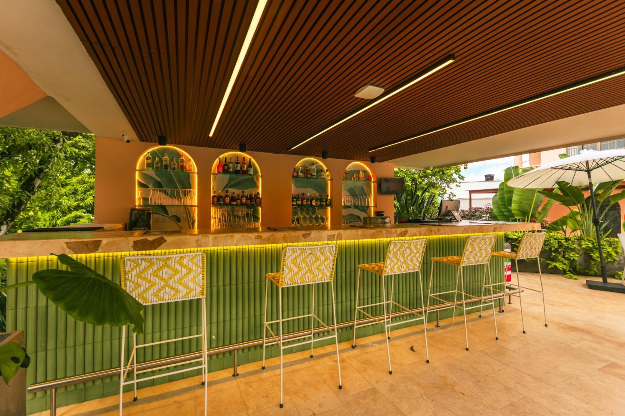 Del Tropico Hotel Sopetran Kültér fotó